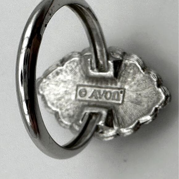 Avon Vintage Hematite Marquise Stone Celtic Twist Ring Silvertone faceted Sz 7.5 - Picture 4 of 9
